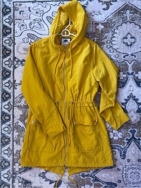 Hooded Yellow Fall/Rain Jacket